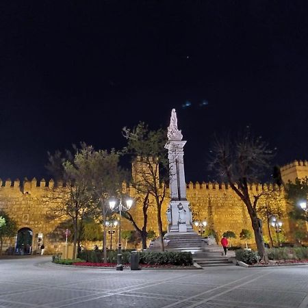 Living Triana House Daire Sevilla Dış mekan fotoğraf