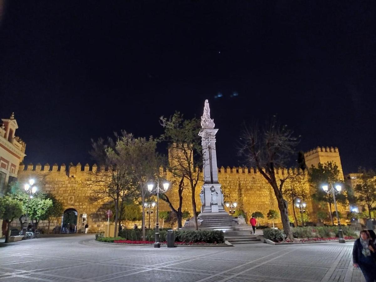 Living Triana House Daire Sevilla Dış mekan fotoğraf