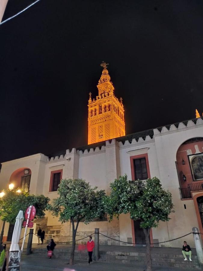 Living Triana House Daire Sevilla Dış mekan fotoğraf
